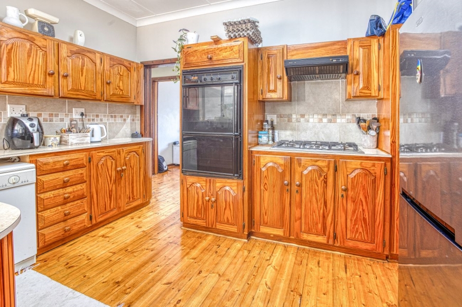 3 Bedroom Property for Sale in Sunnyridge Eastern Cape